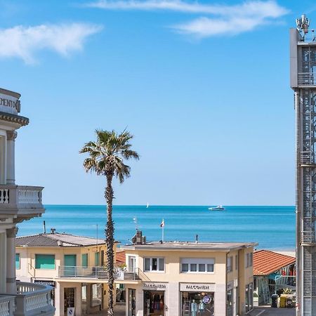 Hotel Stella Del Mare ヴィアレッジョ エクステリア 写真